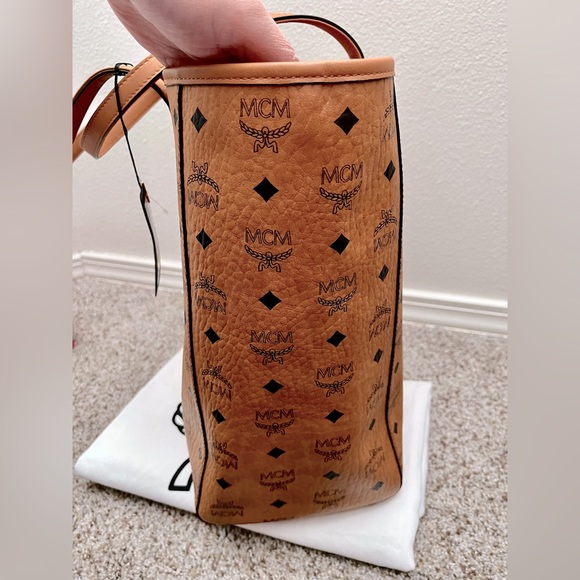 ❌SOLD❌NWT MCM Toni Visetos Coated Canvas Shopper Tote Bag - Picture 11 of 16